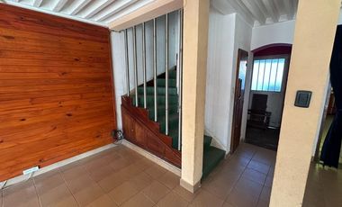VENTA DUPLEX 3 DORMITORIOS B° 820 VIVIENDAS
