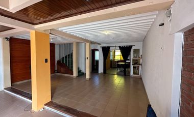 VENTA DUPLEX 3 DORMITORIOS B° 820 VIVIENDAS