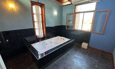VENTA DUPLEX 3 DORMITORIOS B° 820 VIVIENDAS
