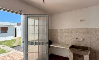 ALQUILER DE CASA CON DEPARTAMENTO ALTOS DE VELEZ