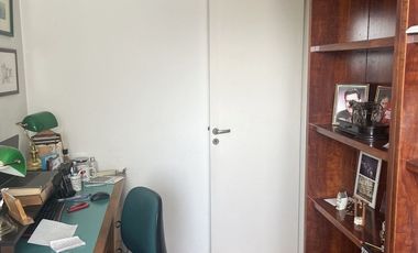 4 ambientes en duplex con cochera al frente