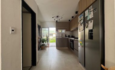 CASA MONTEGRANDE APTO CREDITO JARDIN PILETA GARAGE