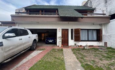 CASA MONTEGRANDE APTO CREDITO JARDIN PILETA GARAGE