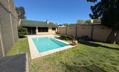 CASA MONTEGRANDE APTO CREDITO JARDIN PILETA GARAGE