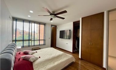 Apartamento amplio en el Poblado los parra