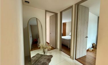 Apartamento amplio en el Poblado los parra