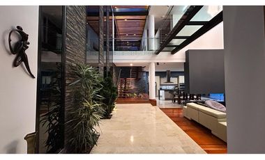 Casa campestre en la ciudad con Piscina Poblado - Calera