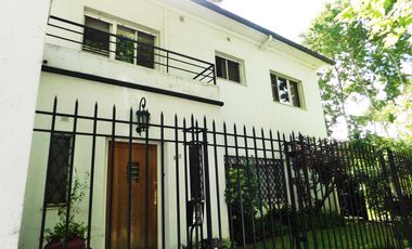 Casa 5 ambientes en vicente López.