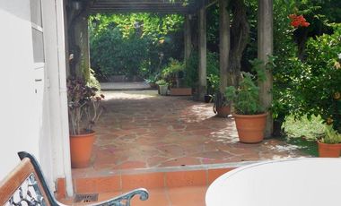 Casa 5 ambientes en vicente López.