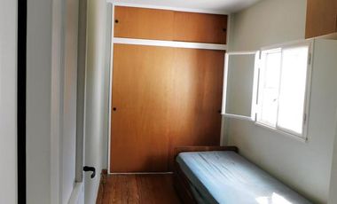 Casa 5 ambientes en vicente López.