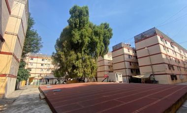 Se RENTA DEPARTAMENTO en Ermita Esq. La Viga