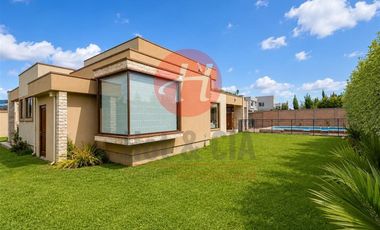 Casa en Venta en Condominio Portal de la Frontera