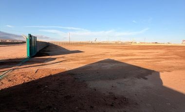 ARRIENDO TERRENO CON SERVIDUMBRE EN EL BARRIO INDUSTRIAL LA NEGRA DE LA CIUDAD DE ANTOGASTA.
