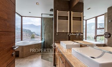VISTAS PRIVILEGIADAS, ARQUITECTURA EN DESNIVELES Y ALTA SEGURIDAD