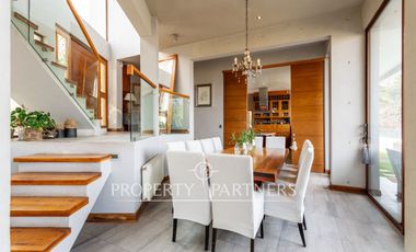 VISTAS PRIVILEGIADAS, ARQUITECTURA EN DESNIVELES Y ALTA SEGURIDAD
