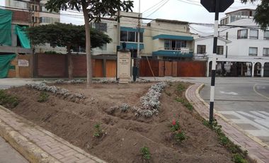 ALQUILER DE CASA EN SAN ISIDRO