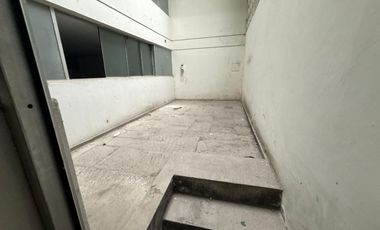 ALQUILER DE CASA EN SAN ISIDRO