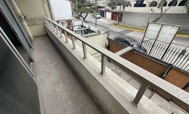 ALQUILER DE CASA EN SAN ISIDRO