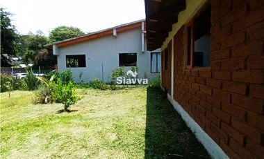 CASA EN RENTA EN ACATITLN, VALLE DE BRAVO