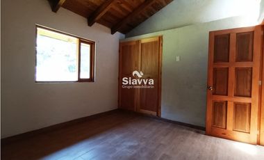 CASA EN RENTA EN ACATITLN, VALLE DE BRAVO