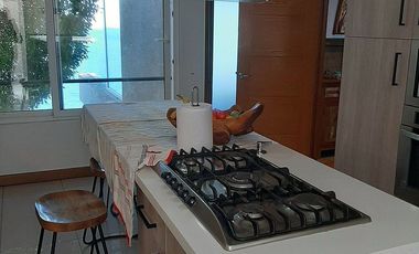 Se arrienda departamento Triplex Lujo maravillosa Vista