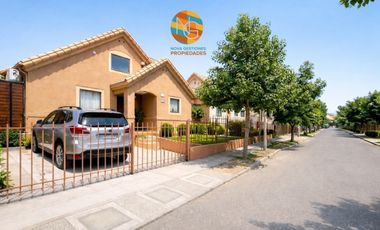 CASA DE 2 PISOS, EN VENTA,  3D+2B+ PISCINA, LA FLORIDA.