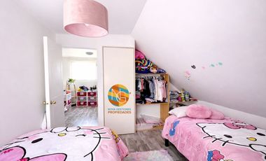 CASA DE 2 PISOS, EN VENTA,  3D+2B+ PISCINA, LA FLORIDA.