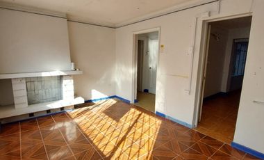 CASA COMERCIAL 130M2 3P 2B 2E CALLE COCHRANE