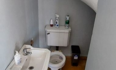 CASA COMERCIAL 130M2 3P 2B 2E CALLE COCHRANE