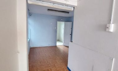 CASA COMERCIAL 130M2 3P 2B 2E CALLE COCHRANE