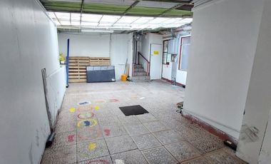 CASA COMERCIAL 130M2 3P 2B 2E CALLE COCHRANE