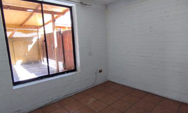 ARRIENDO CASA  3 DORM/2 BAÑOS, CONDOMINIO. PEÑAFLOR