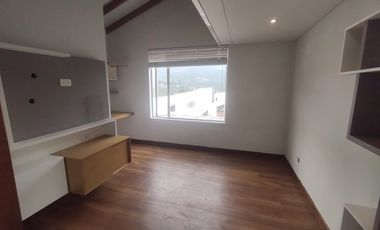 CASA EN VENTA UBICADA EN EL RETIRO SECTOR LA MARIA