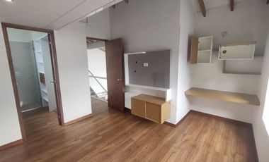 CASA EN VENTA UBICADA EN EL RETIRO SECTOR LA MARIA