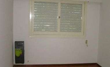casa en planta alta excelente ubicación en alquiler/venta