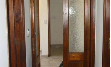 casa en planta alta excelente ubicación en alquiler/venta