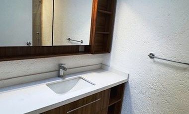 Renta casa en privada con vigilancia las 24 horas cerca Av. Observatorio