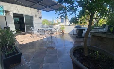 Casa en Coto Exclusivo, Colonia Jacarandas, Zapopan