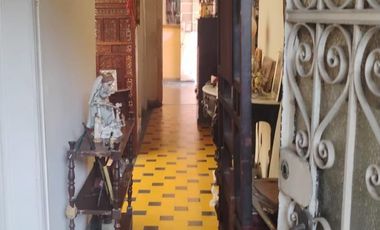 Casa con 2 recámaras y 273 m² de terreno en venta en Roma Sur