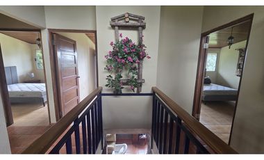 Se Vende casa en Cerro Azul (LG)