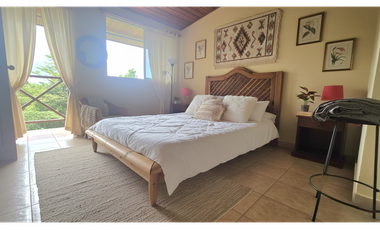 Se Vende casa en Cerro Azul (LG)