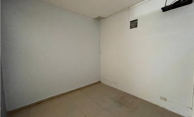 CONDADO DEL REY / LOCAL COMERCIAL / 170M / DIVISIONES / SOBRE VIA