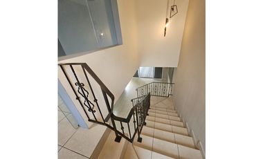 Casa en Venta /Alquiler – Villa de Las Azores