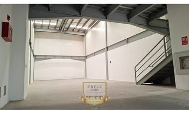 Venta de Bodega en Panama Viejo L.T