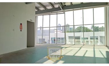 Venta de Bodega en Panama Viejo L.T