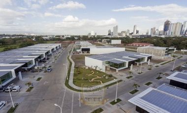 Venta de Bodega en Panama Viejo L.T