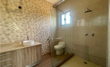 VENTA DE CASA CAMPESTRE EN HACIENDA PACFICA, CERCA DEL MAR (MC)