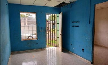 VENTA DE CASA EN RESIDENCIAL VALLES DE MARAZUL - LA CHORRERA (OF)
