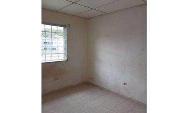 VENTA DE CASA EN RESIDENCIAL VALLES DE MARAZUL - LA CHORRERA (OF)