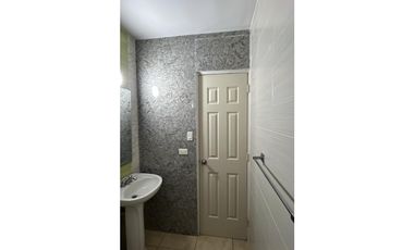 VENTA CASA PH ALPHES BRISAS DEL GOLF